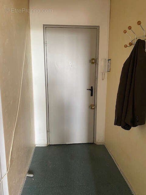 Appartement à VILLENEUVE-LA-GARENNE