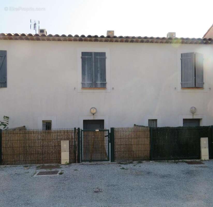   - Maison à DRAGUIGNAN