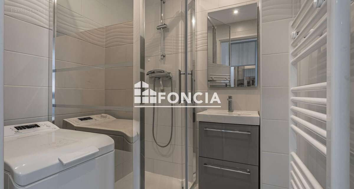 Appartement à SAINT-MANDRIER-SUR-MER