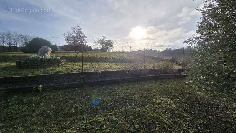 Maison à BELVEZE-DU-RAZES