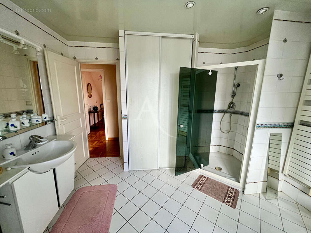 Appartement à LA FERTE-SOUS-JOUARRE