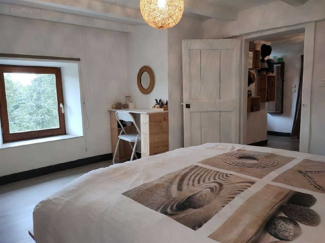 Maison à SAINT-QUENTIN-SUR-ISERE