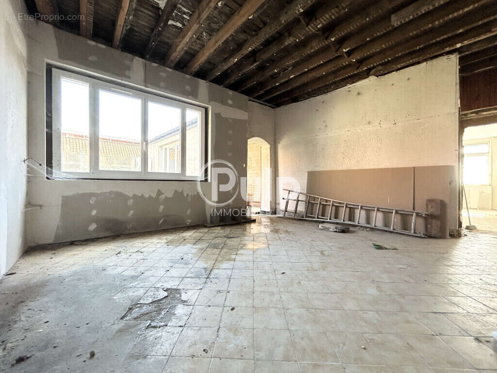 Commerce à MAZINGARBE