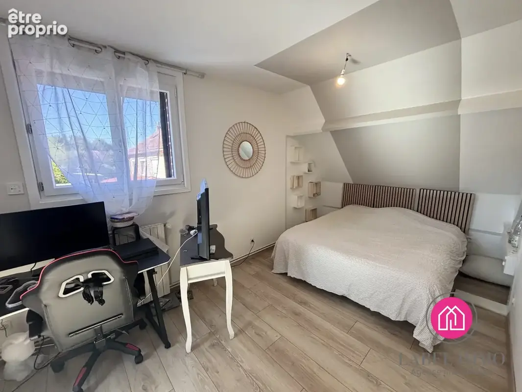 Maison 5 pièces 95 m² à vendre à Saint-Saulve (59880) - photo 6