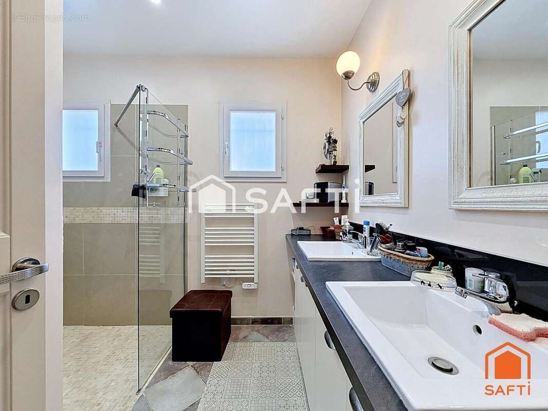 Maison 160 m² à Artignosc-Sur-Verdon  - photo 8