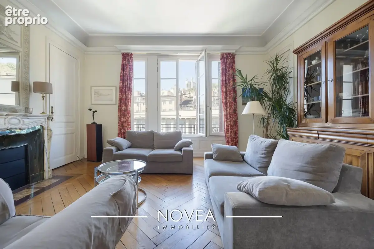 Appartement à LYON-5E