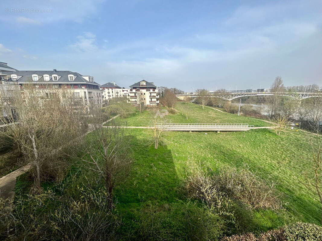 Appartement à CARRIERES-SOUS-POISSY
