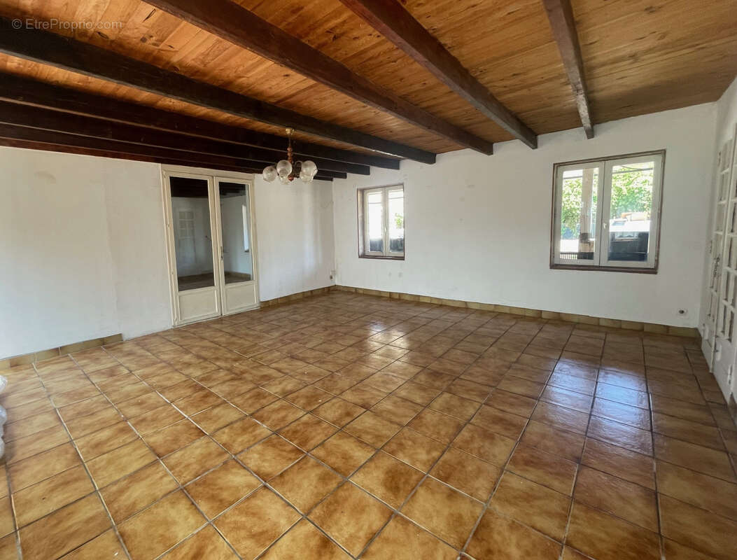 Maison individuelle avec fort potentiel- proche a25 et commodites - photo 3