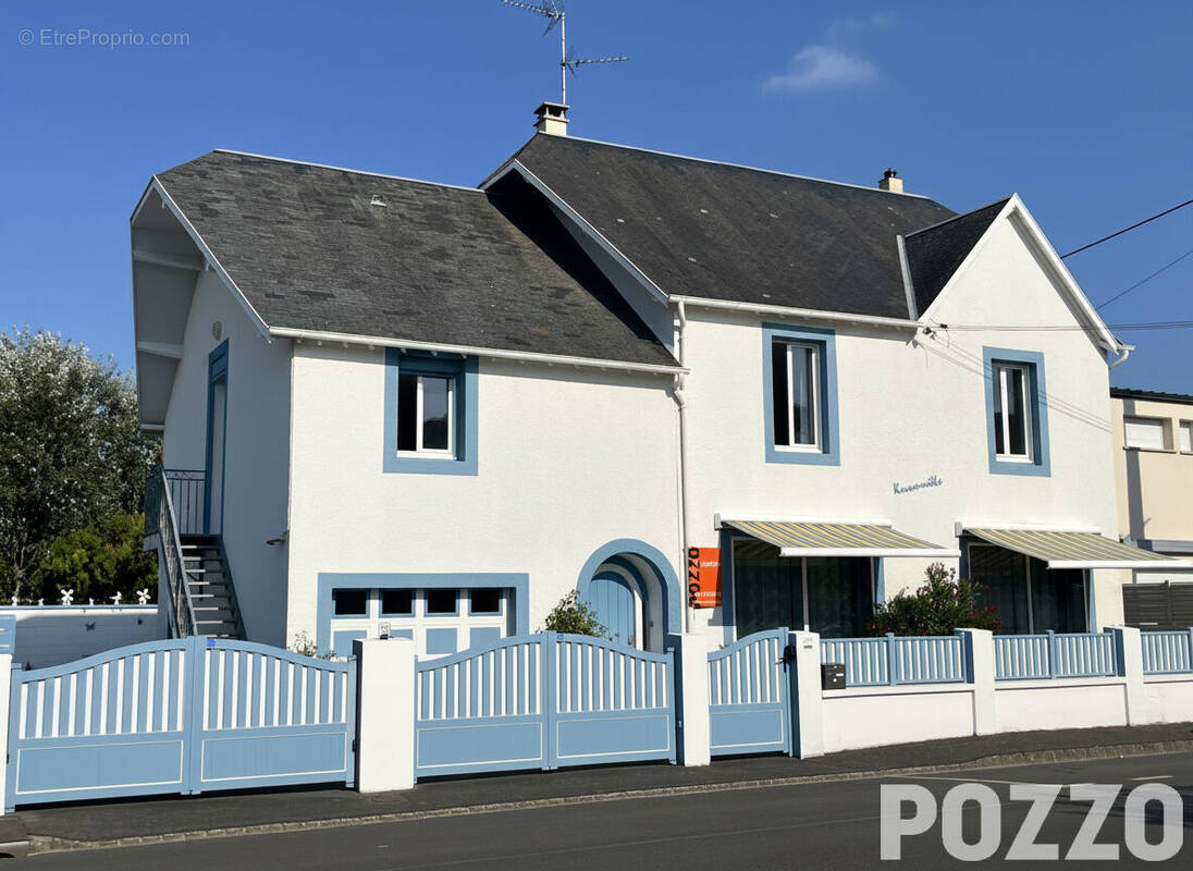Maison à SAINT-PAIR-SUR-MER
