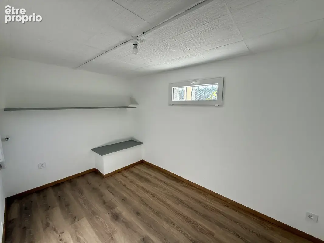 A Vendre maison T5 sur un terrain de 400 m2 - photo 12
