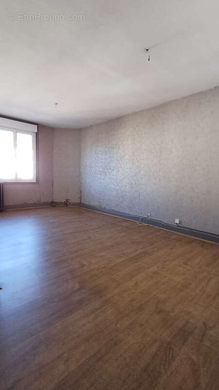 Appartement à SAINT-YORRE