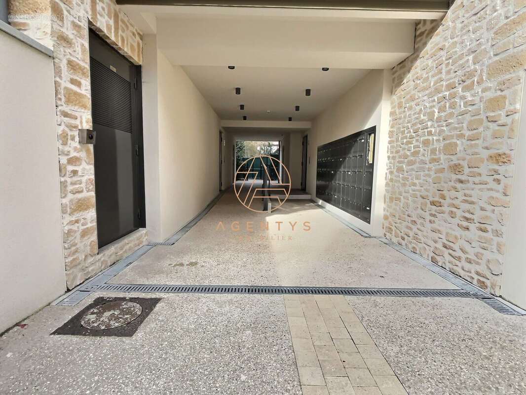 Appartement à CHENNEVIERES-SUR-MARNE