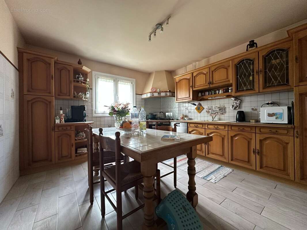 Maison à LIVRY-SUR-SEINE