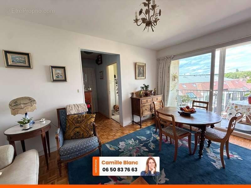 Appartement à EPERNON