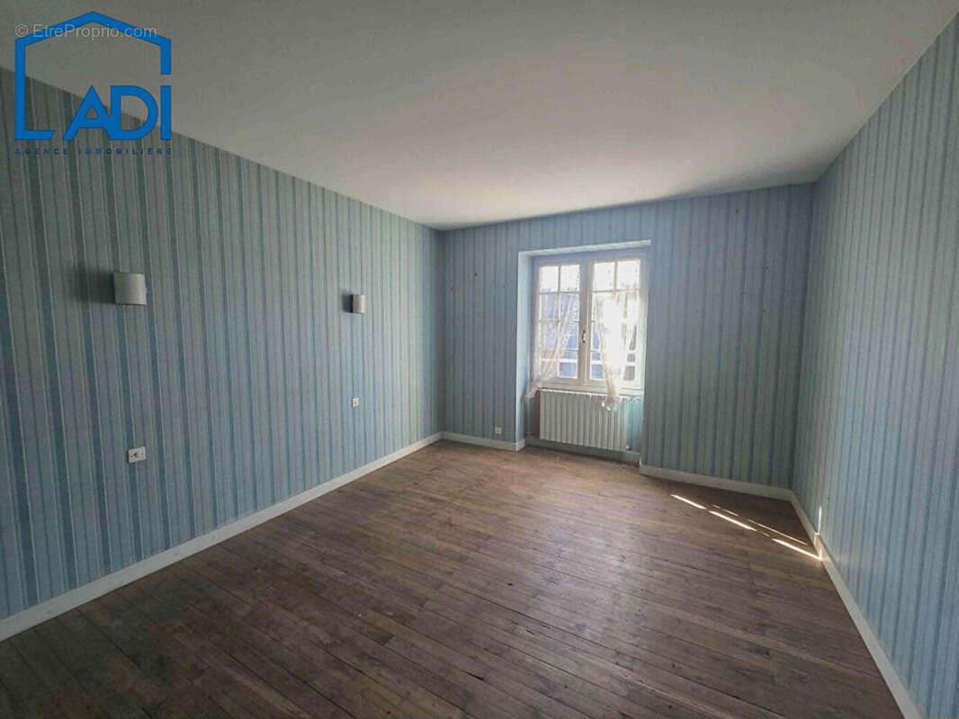À vendre, Saint-Maixent-l'École ! - photo 8