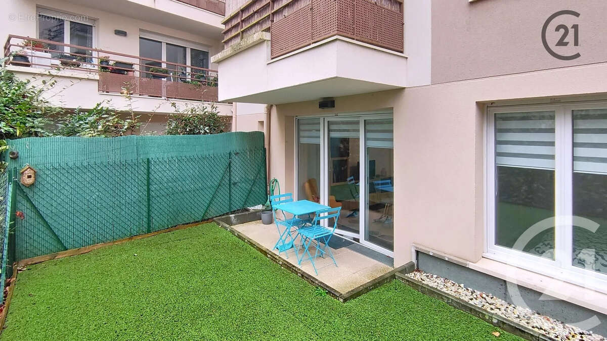 Appartement à BRIE-COMTE-ROBERT