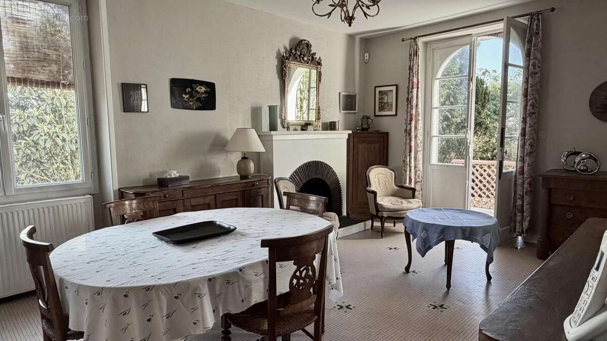 Maison à MAUVES-SUR-LOIRE