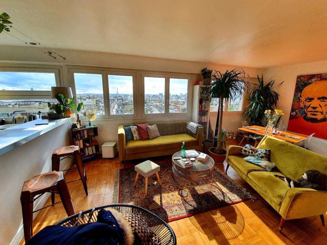 Appartement à PARIS-17E