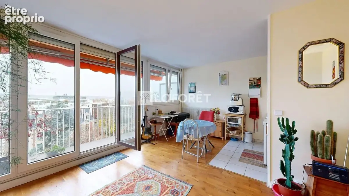 Grand studio balcon - cave - futur metro 15 - photo 4