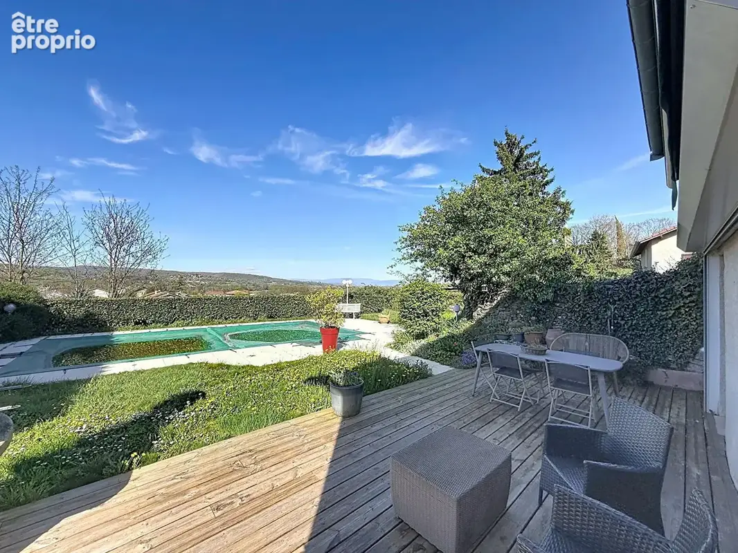 Maison L'Isle D'Abeau vieux village 6 pièces 155 m2 - photo 17