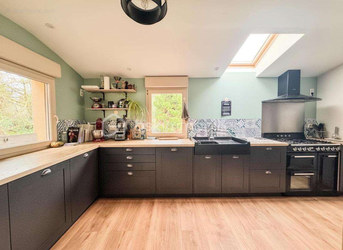 Maison à PIRE-SUR-SEICHE