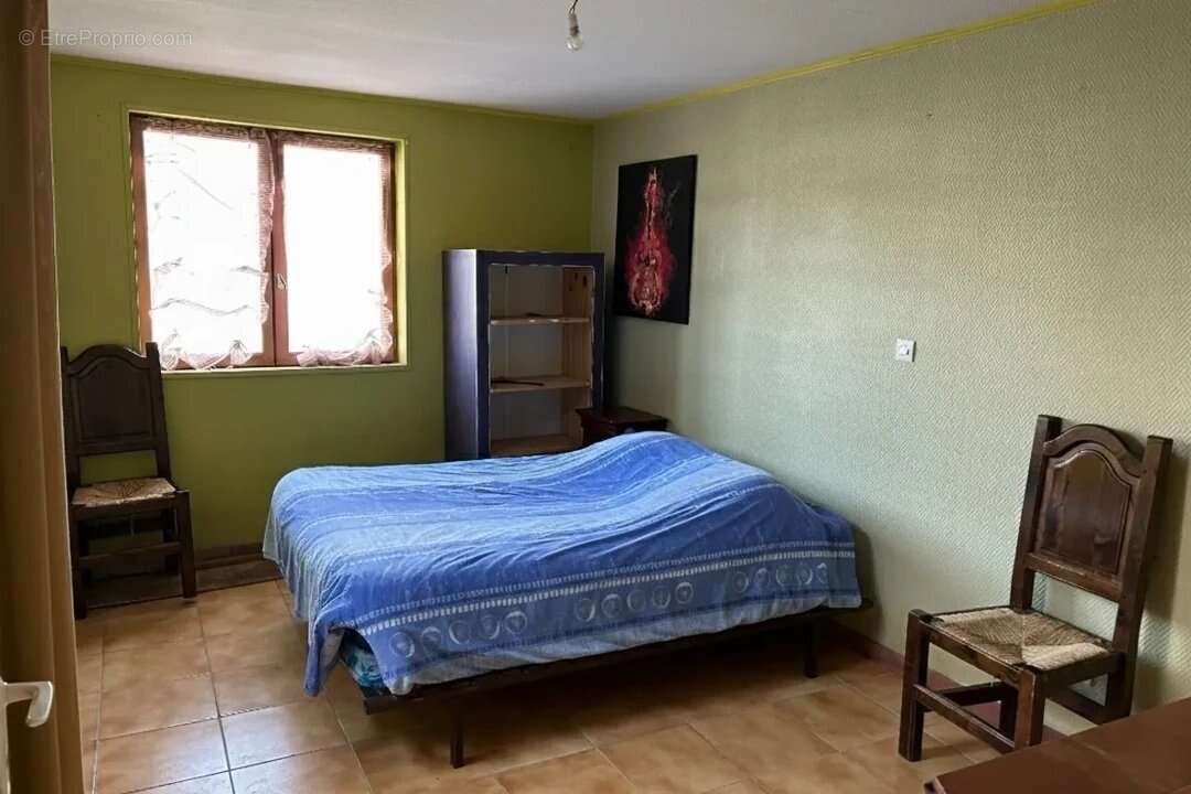 Maison à SAINT-JEAN-D'ANGELY