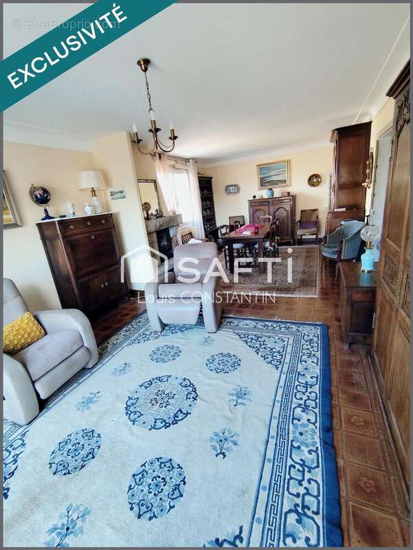 Photo 2 - Maison à SAINT-JULIEN