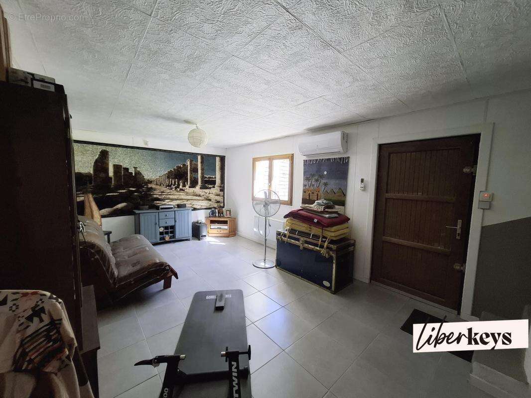 Maison à SAINTE-MESME