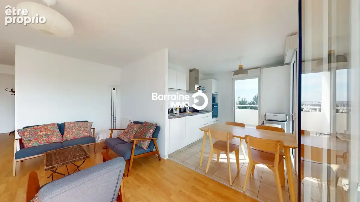 A vendre exclusivite capucins t3 proche neuf deux chambres balcon ascenseur parking - photo 4