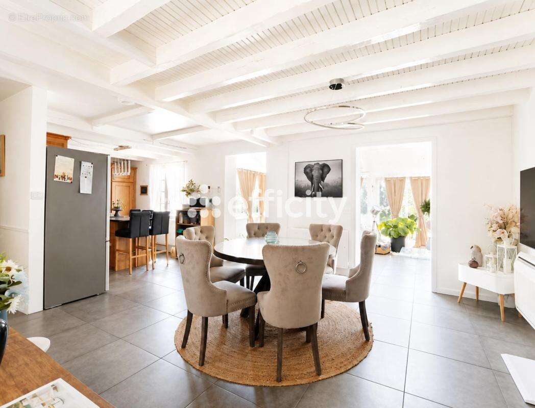 Maison 184 m² à Cernay  - photo 4