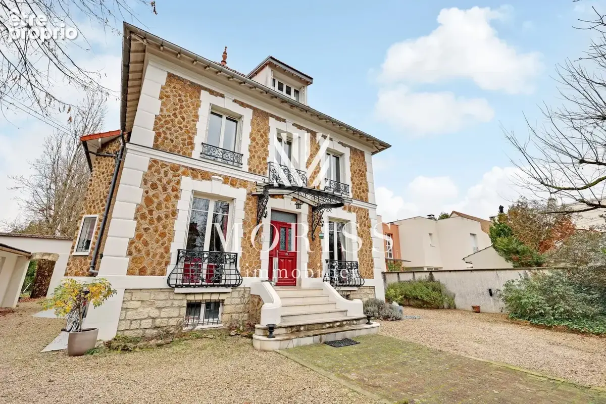 Belle meuliere 247m2, 5 chambres, parcelle 1370m2 - photo 2