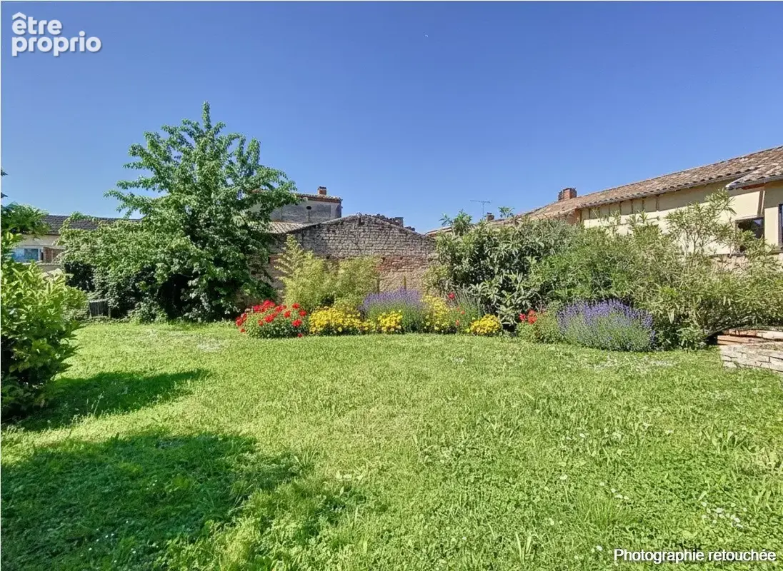 Maison 7 pièces 263 m² à vendre à Lagrave (81150) - photo 2