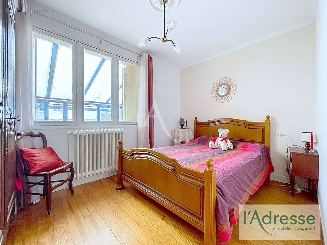 Maison à BRUGUIERES