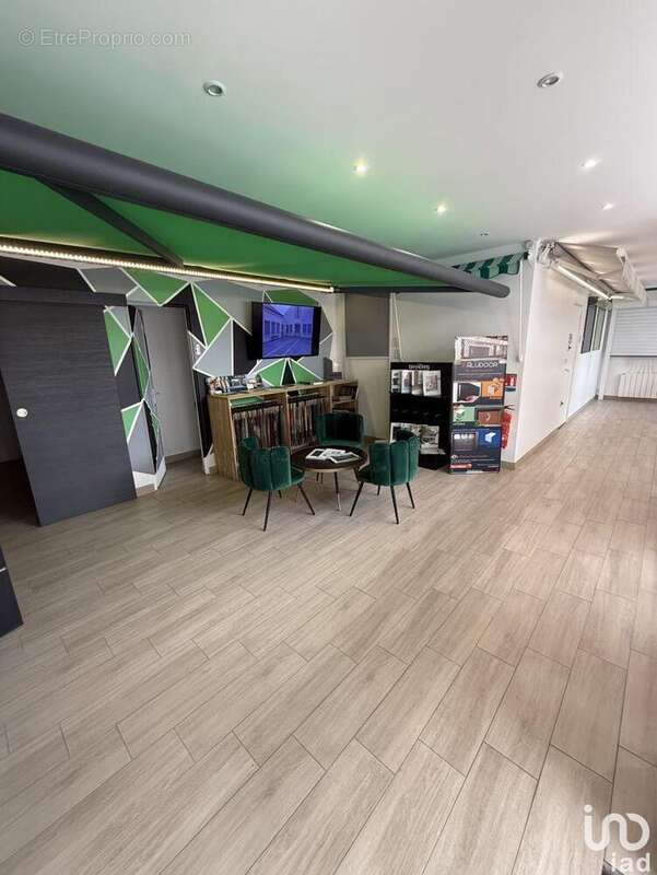 Photo 2 - Commerce à PROVINS