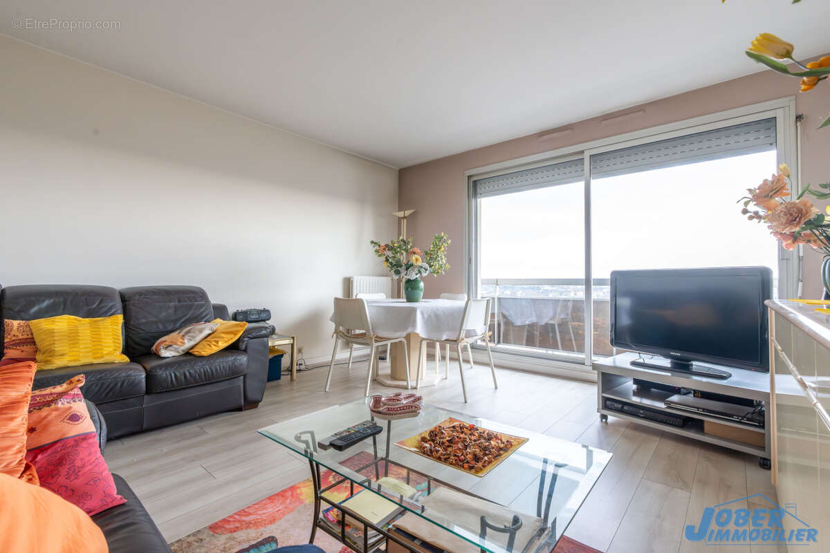 Appartement à NOGENT-SUR-MARNE