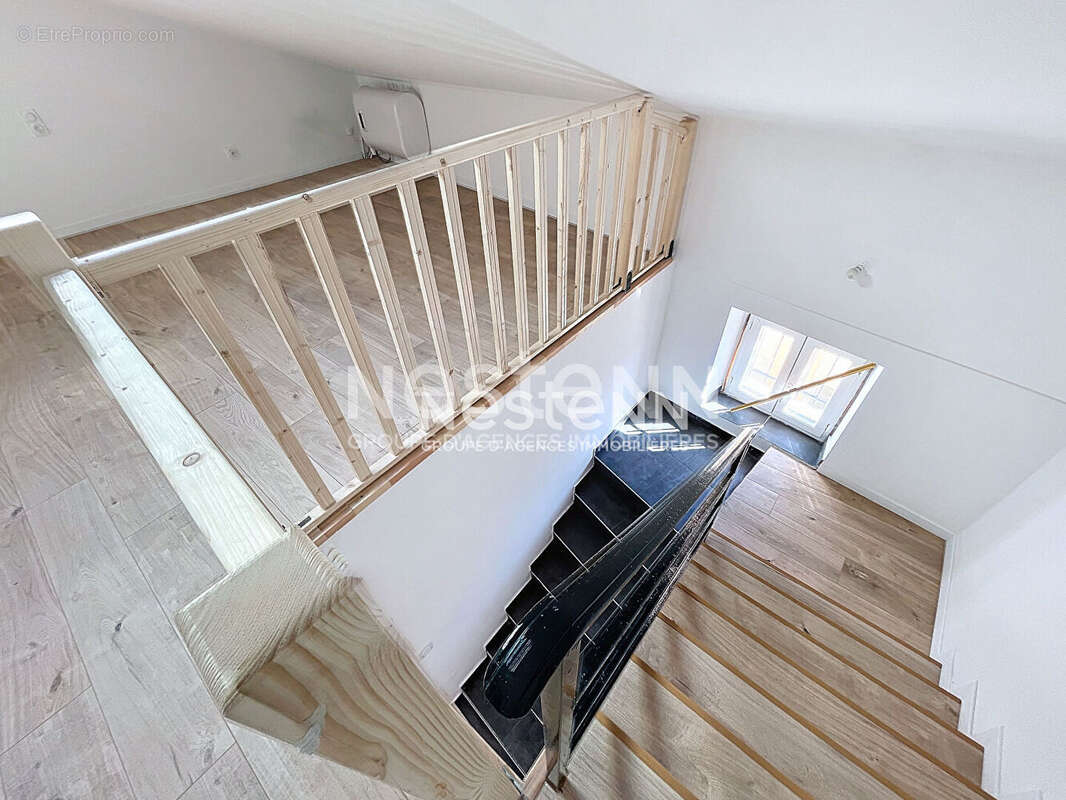 Appartement à VALLAURIS
