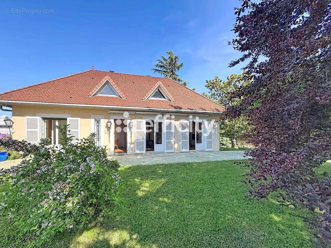 Maison à SEYSSUEL
