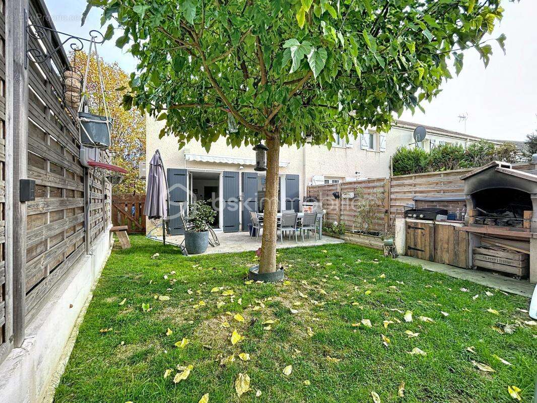 Maison à CORBEIL-ESSONNES