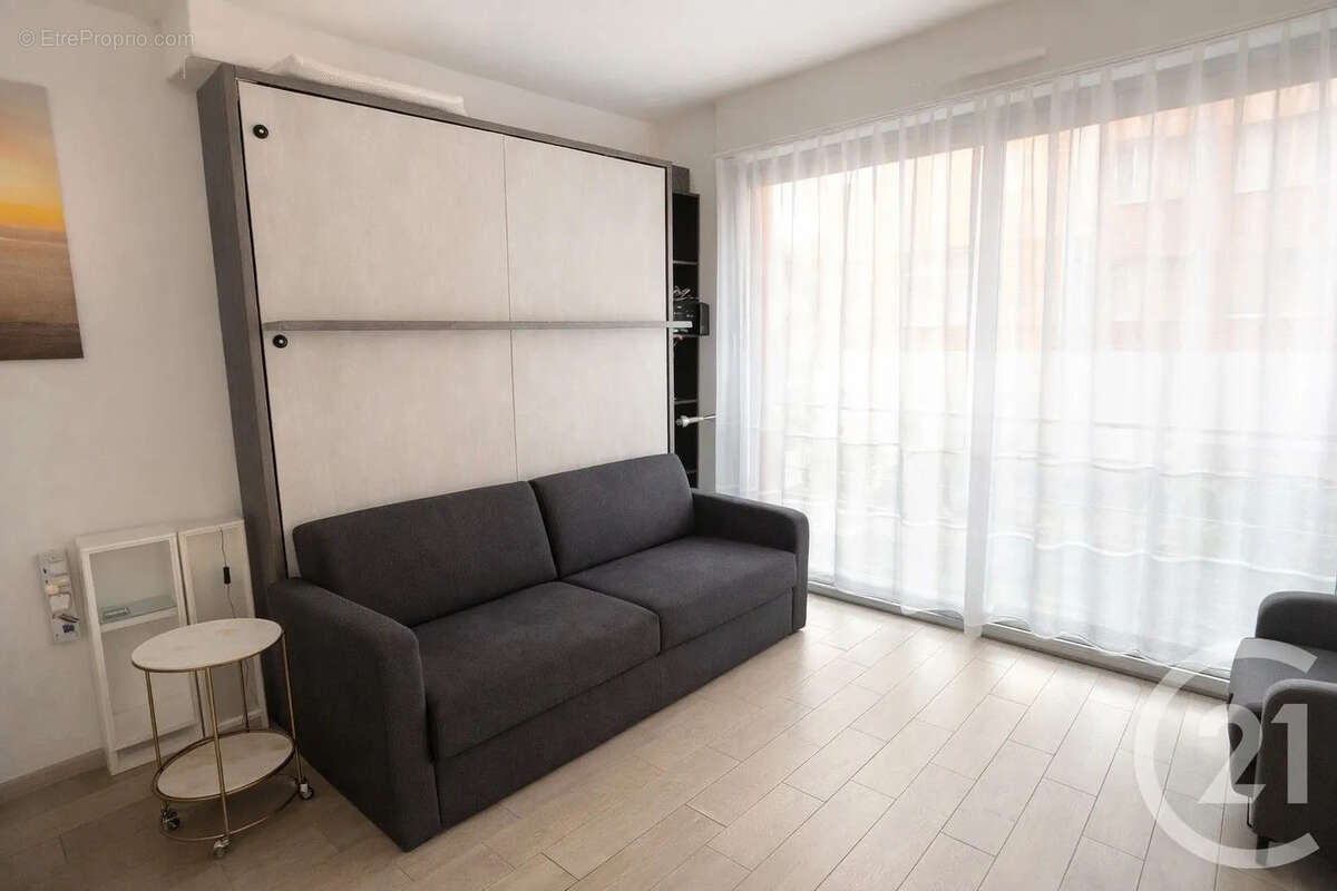 Appartement à ROQUEBRUNE-CAP-MARTIN