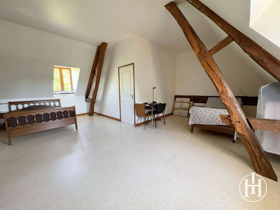 Maison à CHARENTON-DU-CHER