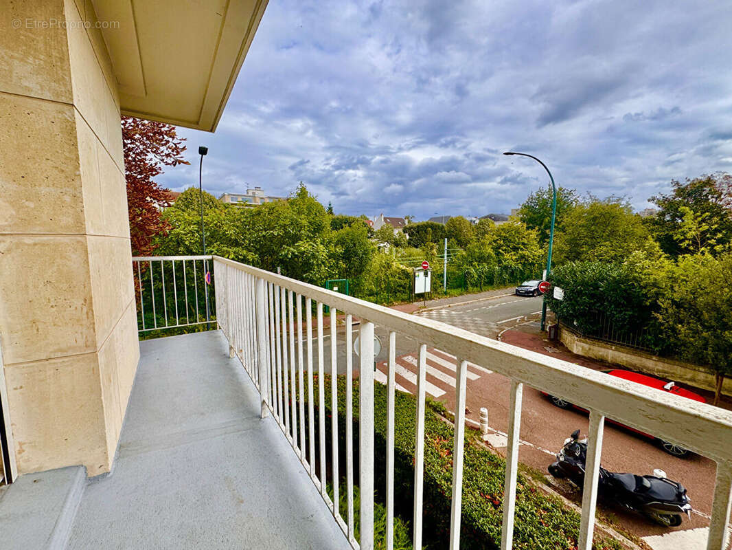 Appartement à FONTENAY-SOUS-BOIS