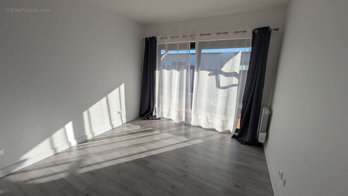 Plain pied -  4 chambres - FRESSINES - - photo 7