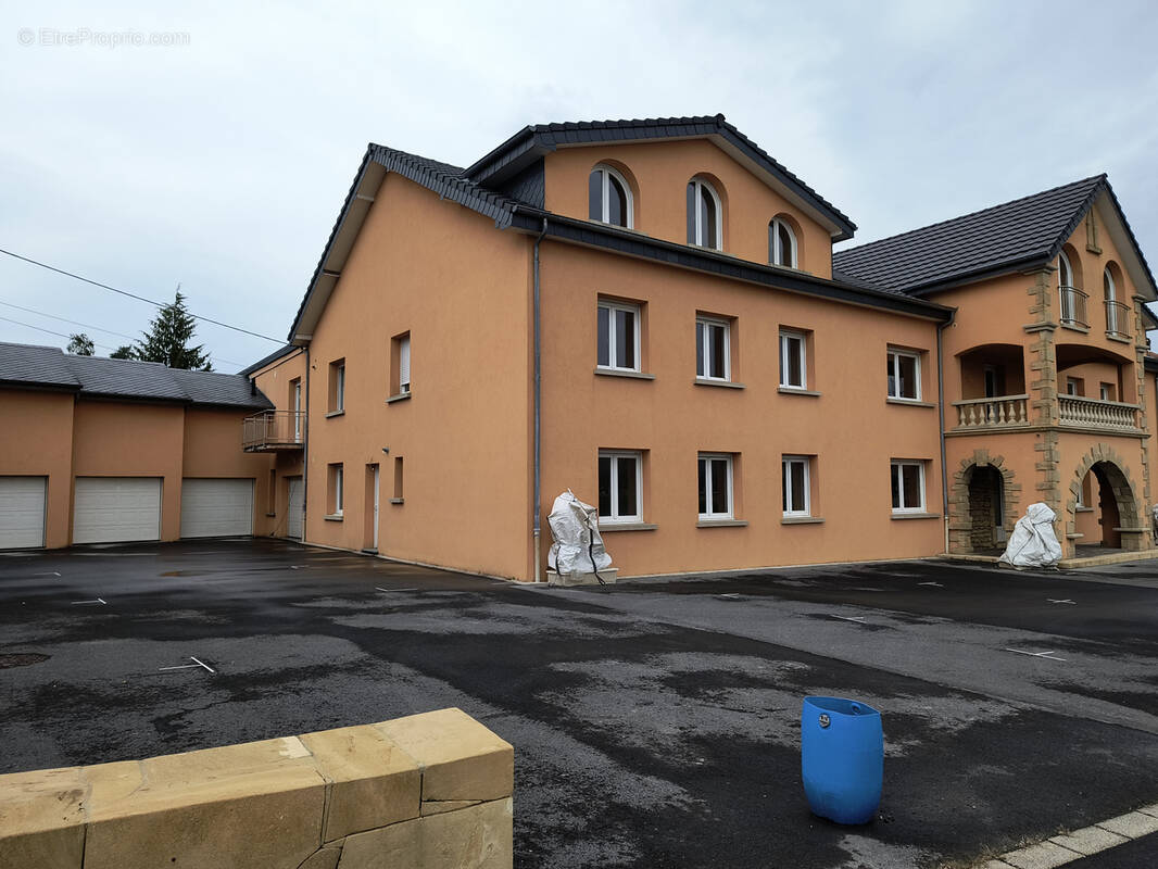 Appartement à COSNES-ET-ROMAIN