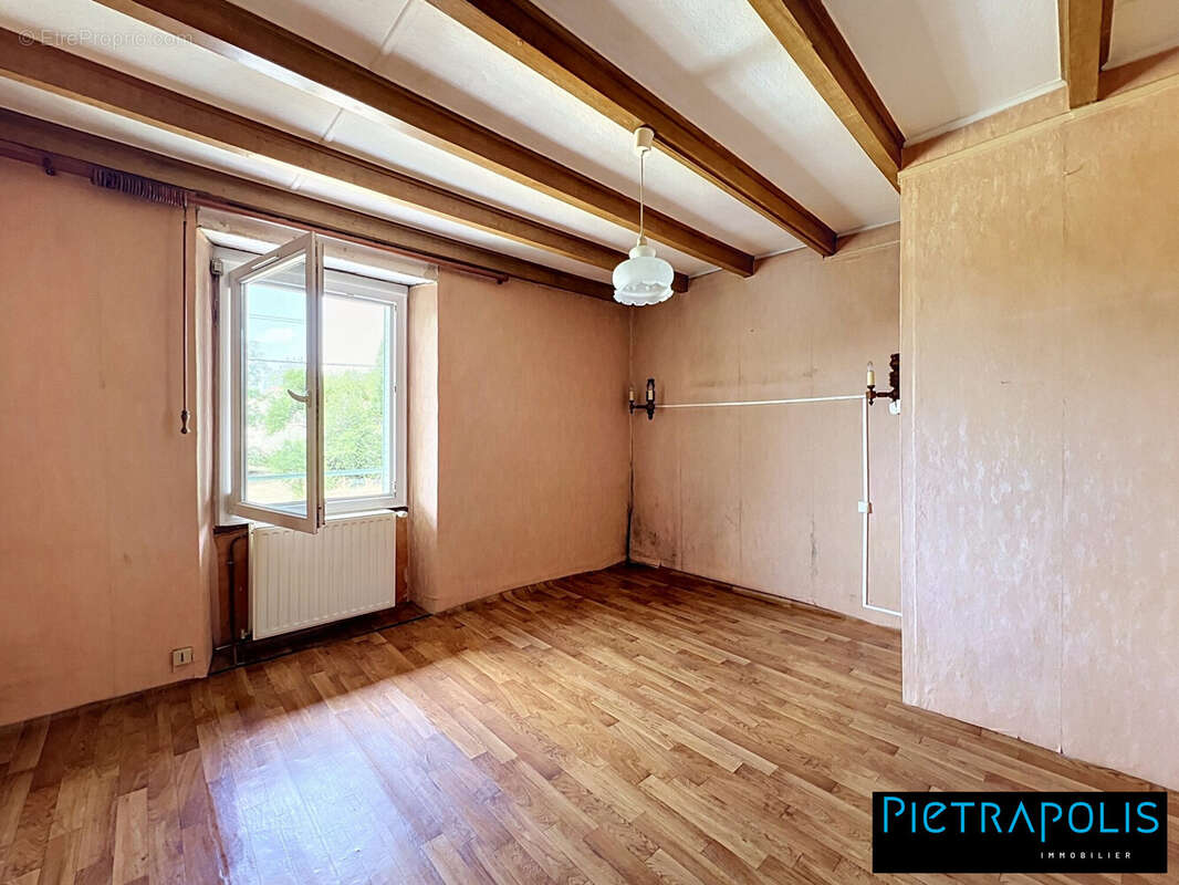 Maison 87 m² à Labalme  - photo 5