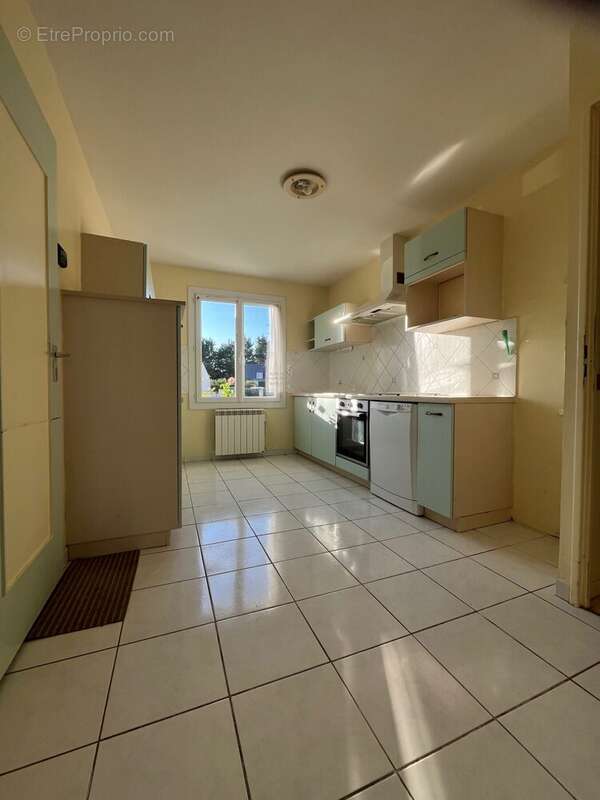 Maison à VILLEBERNIER