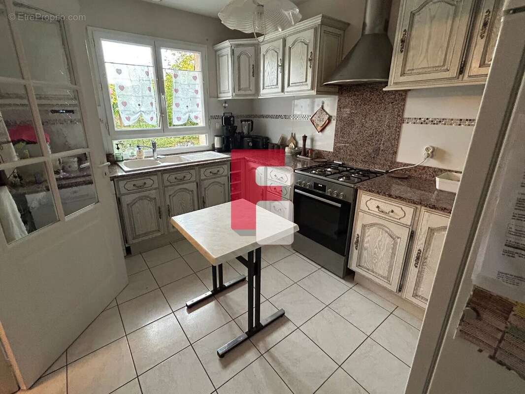 Maison à LUSIGNY-SUR-BARSE