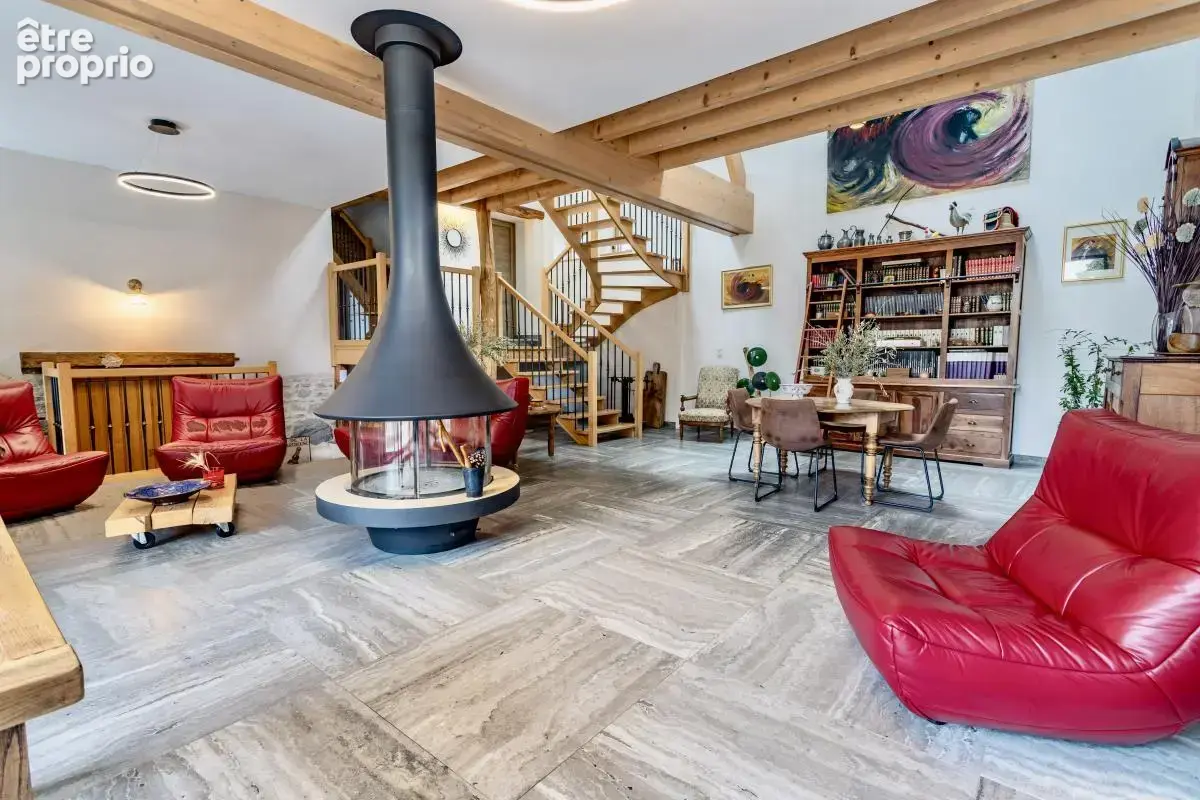 Maison 390 m² à Les Eparres  - photo 6