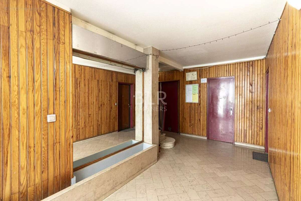 Appartement à PARIS-18E