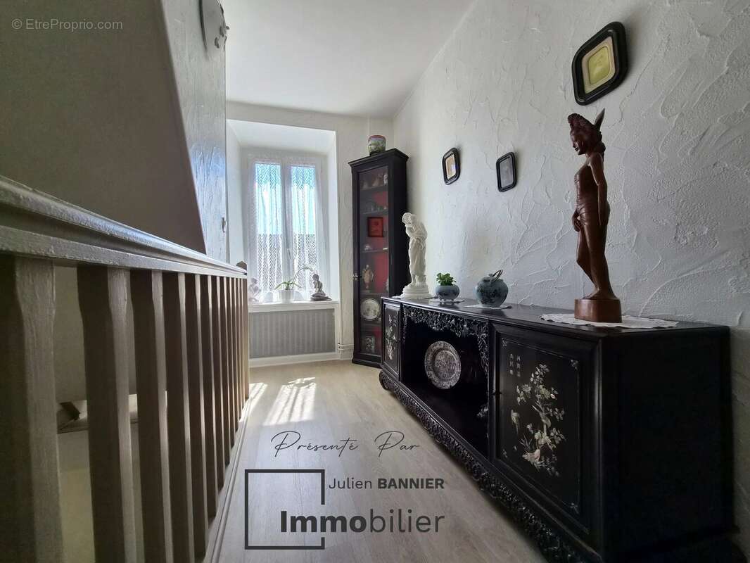 Maison à MAULE