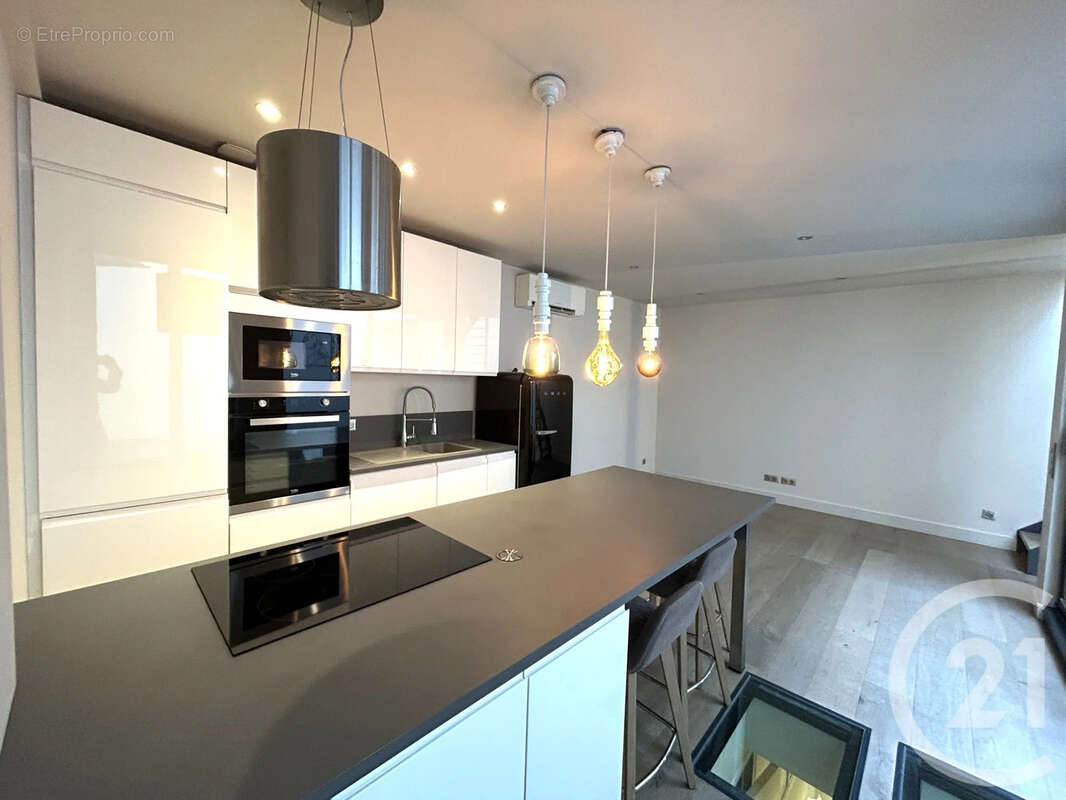 Appartement à SAINT-MAUR-DES-FOSSES